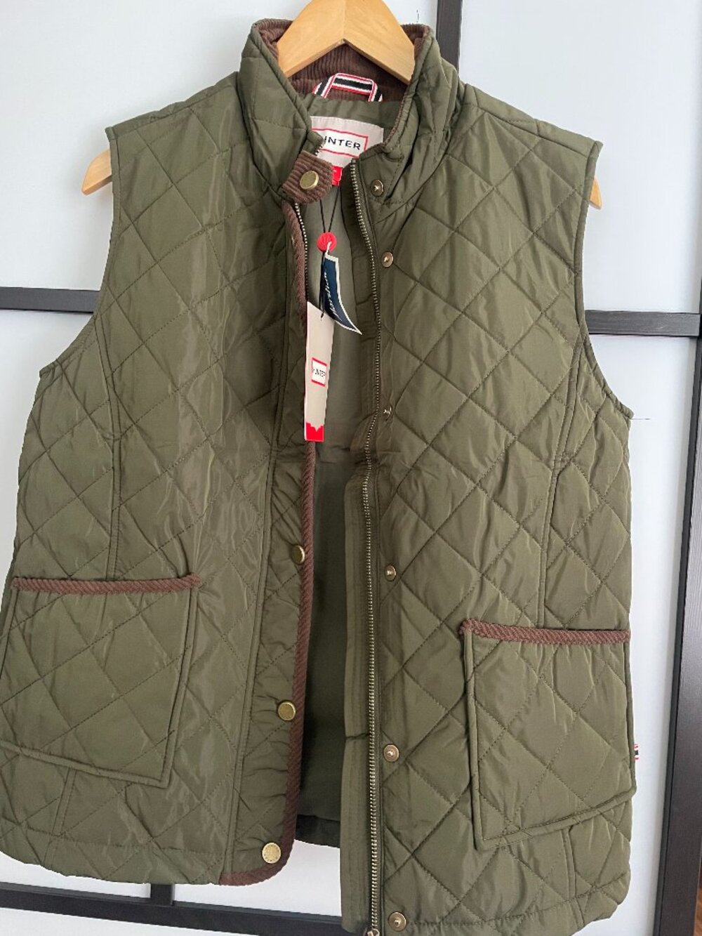 NWT HUNTER quilted vest